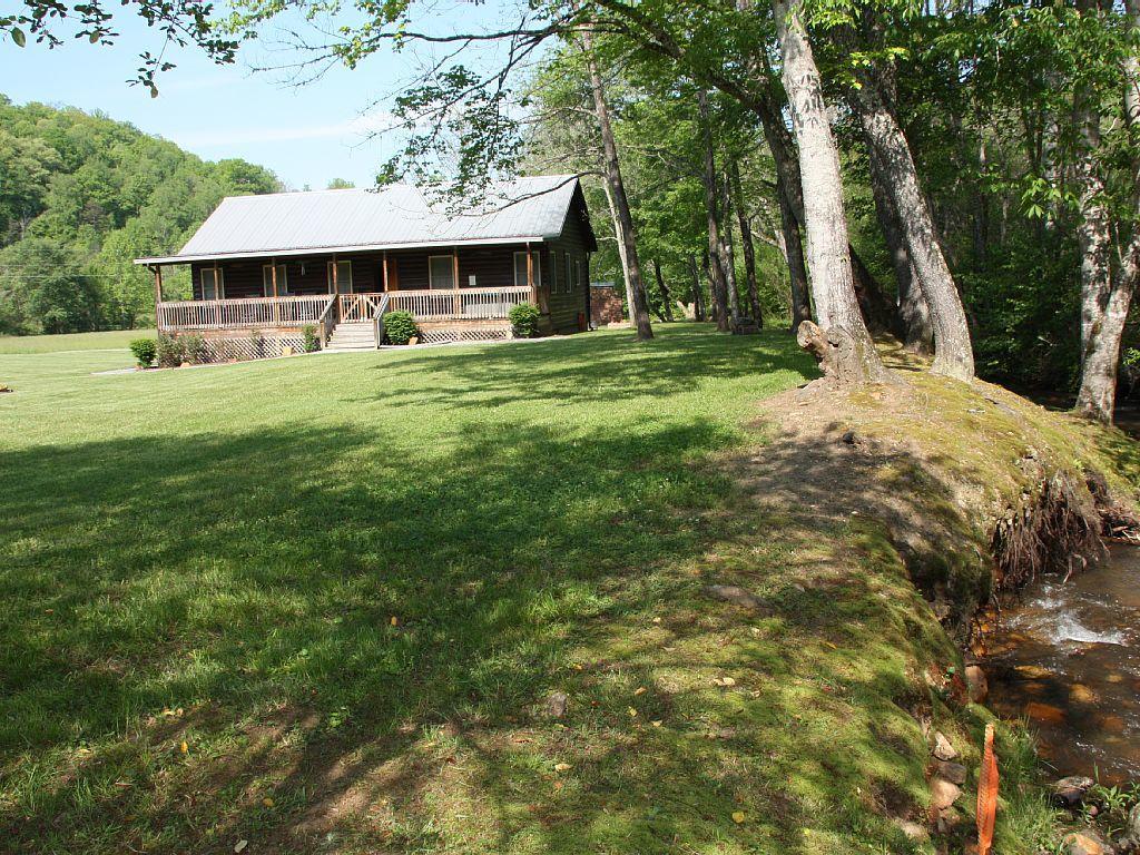 Climbing Bear Creekside Cabin Whittier ภายนอก รูปภาพ